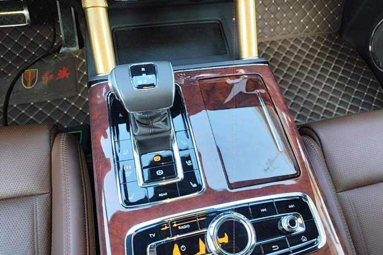 Used Hongqi LS7 2022 4.0T Prestige Flagship Edition 4 Seats Gear Lever