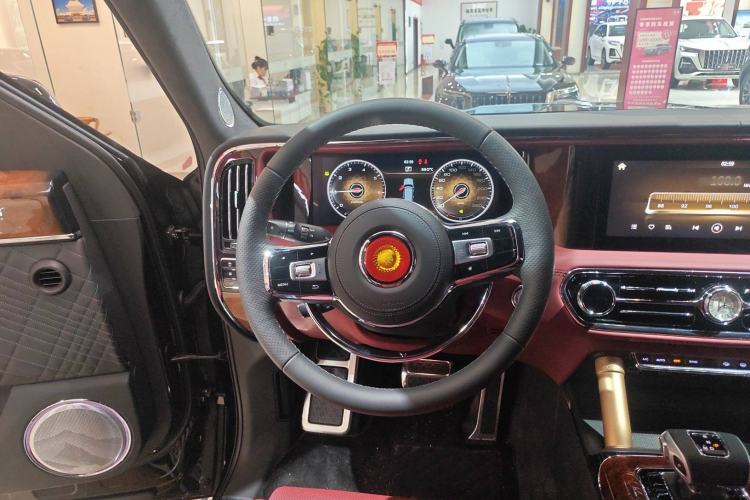 Used Hongqi LS7 2022 4.0T Elegant Flagship Edition 6 Seats Steering Wheel