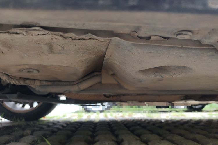 Used Hongqi Shengshi 2009 3.0L Luxury Model Chassis Front Left