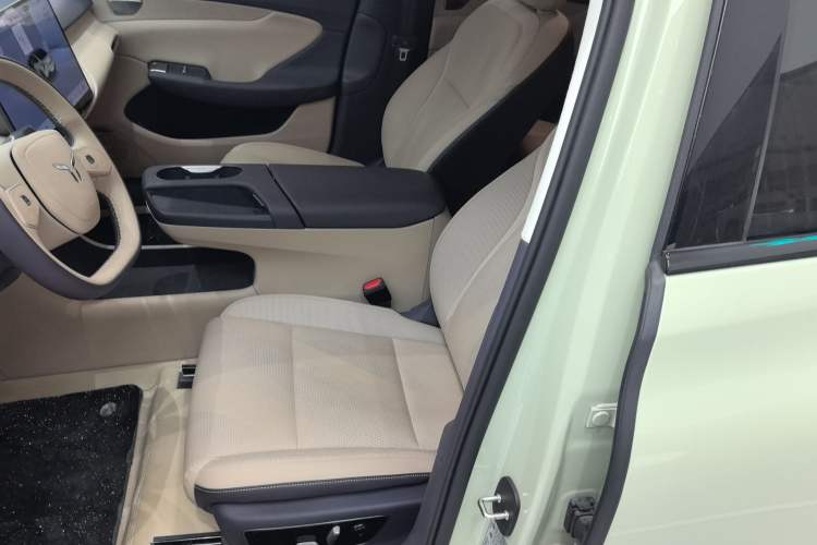 Used Hongqi Tiangong 05 2025 550 Smart Selection Left Front Seat