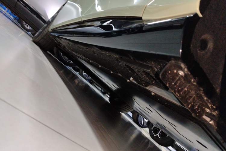 Used Hongqi Tiangong 05 2025 550 Smart Selection Left Side Sill