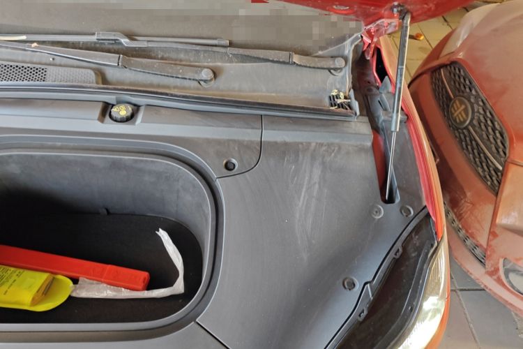 Used Hongqi Tiangong 05 2025 550 Smart Selection Engine Bay Left