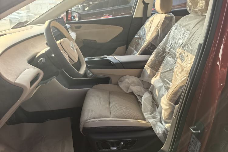 Used Hongqi Tiangong 05 2025 550 Smart Selection Interior 5