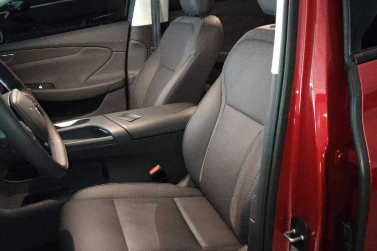 Used Hongqi Tiangong 05 2025 550 Smart Selection Left Front Seat
