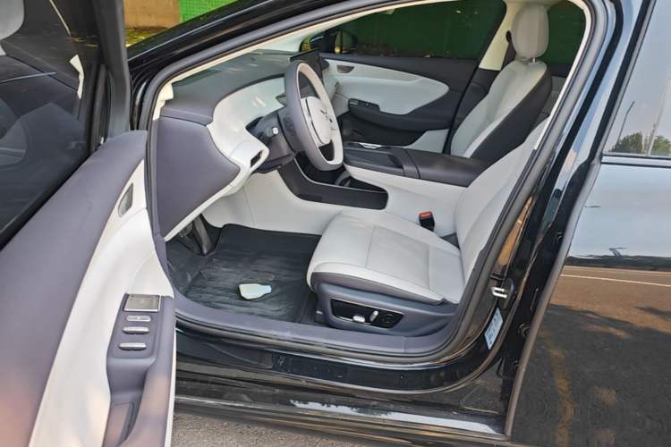 Used Hongqi Tiangong 05 2025 550 Smart Selection Driver Seat
