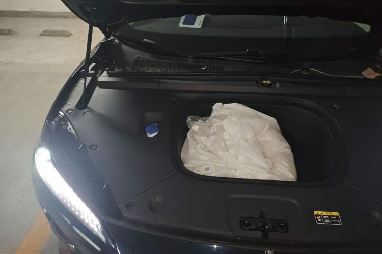 Used Hongqi Tiangong 05 2025 550 Edition Engine Bay Right