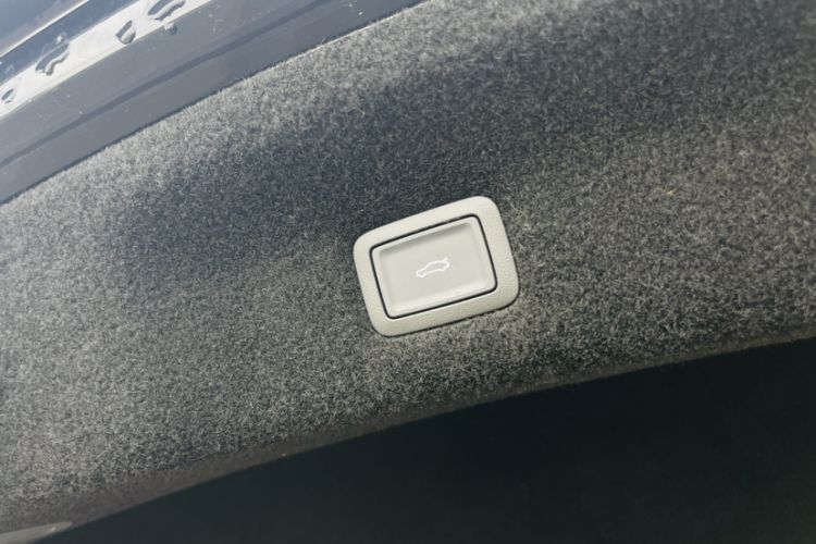Used Hongqi Tiangong 05 2025 550 Smart Selection Interior 5