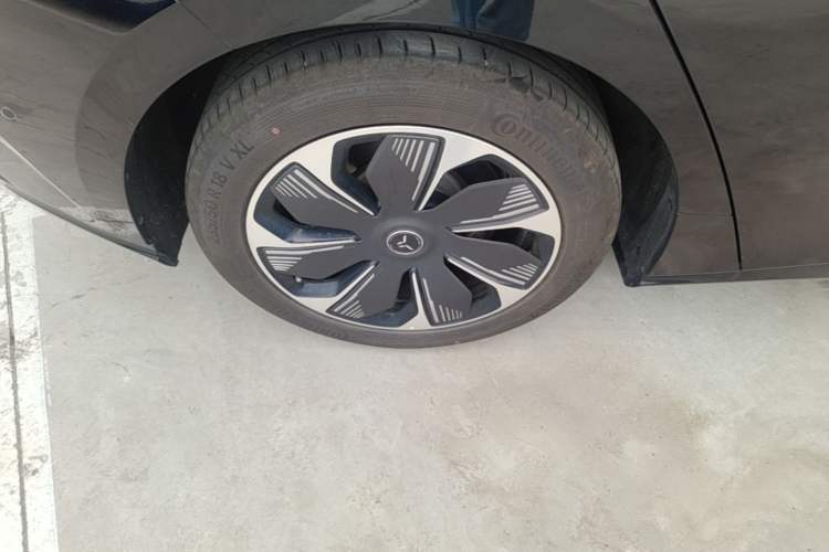 Used Hongqi Tiangong 05 2025 550 Smart Selection Right Rear Wheel Hub