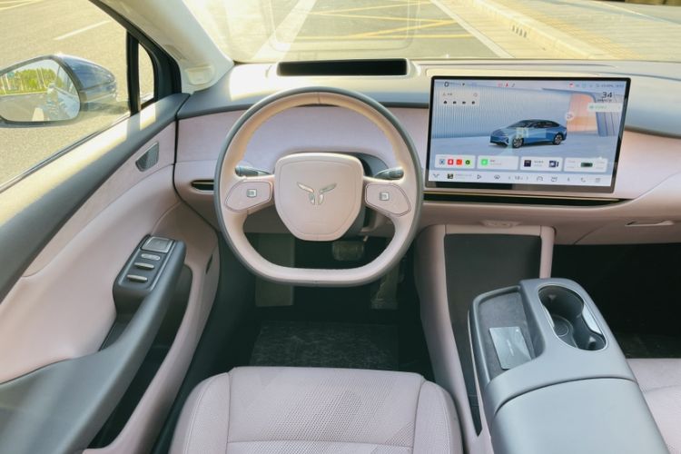 Used Hongqi Tiangong 05 2025 750 Smart Selection Audio And AC Panel