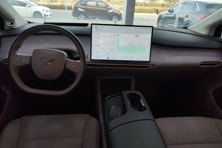 Used Hongqi Tiangong 05 2025 750 Smart Selection Center Console
