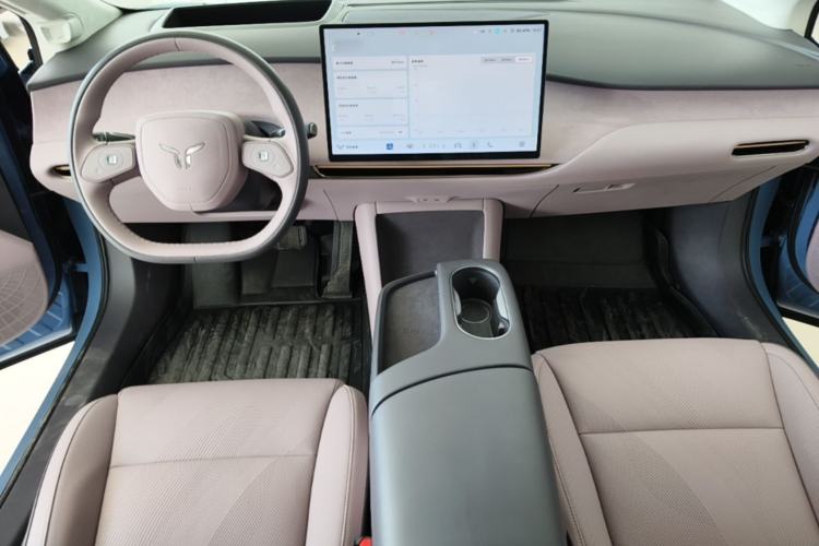 Used Hongqi Tiangong 05 2025 750 Smart Selection Center Console