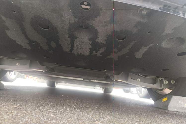Used Hongqi Tiangong 05 2025 750 Smart Selection Chassis Rear