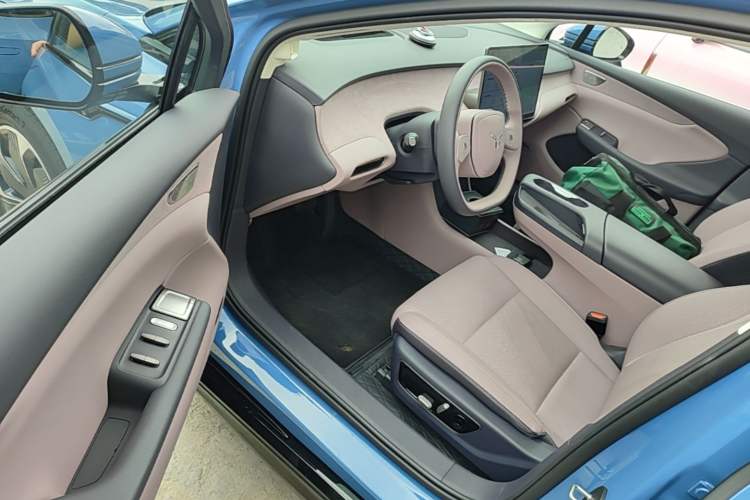 Used Hongqi Tiangong 05 2025 750 Smart Selection Driver Seat