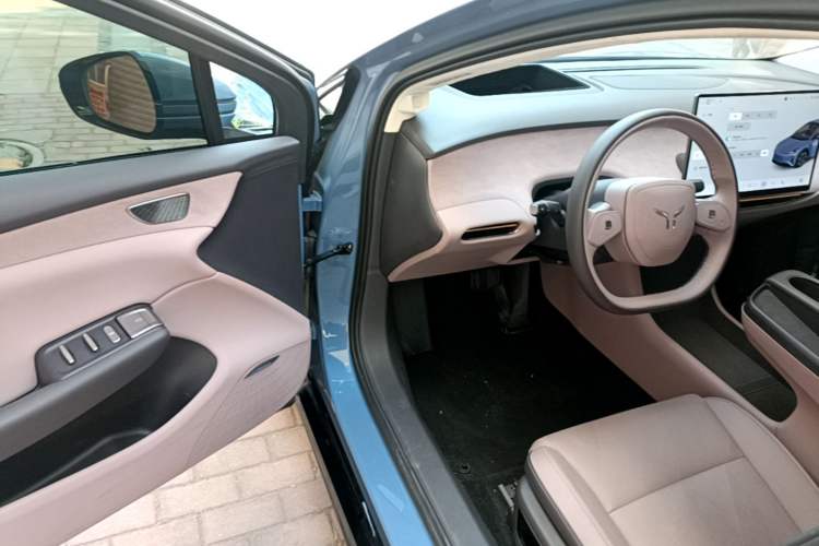 Used Hongqi Tiangong 05 2025 750 Smart Selection Driver Seat
