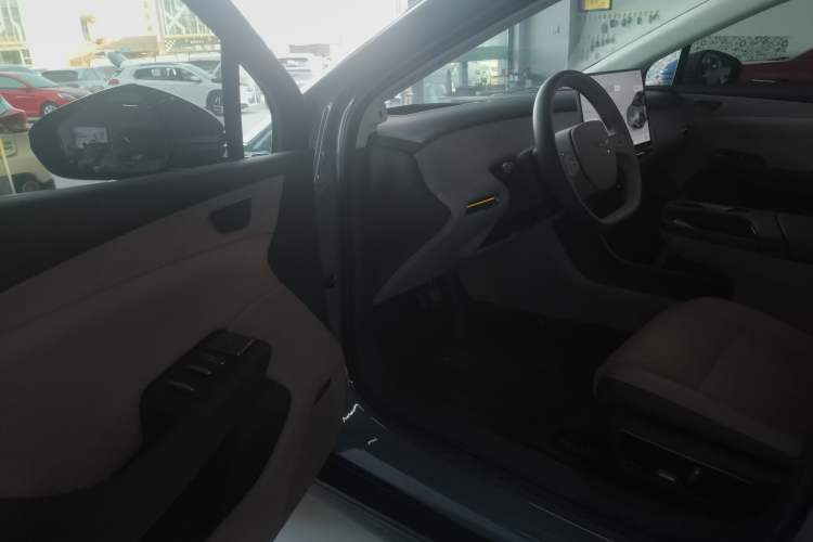 Used Hongqi Tiangong 05 2025 750 Smart Selection Driver Seat