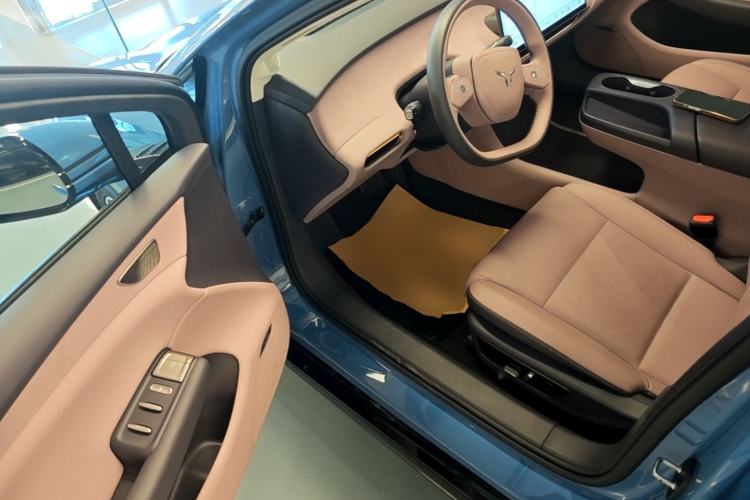 Used Hongqi Tiangong 05 2025 750 Smart Selection Driver Seat