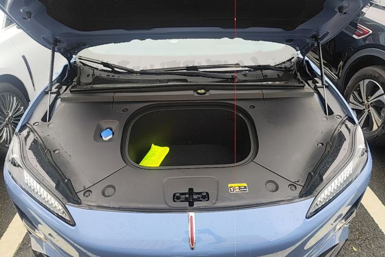 Used Hongqi Tiangong 05 2025 750 Smart Selection Engine Bay