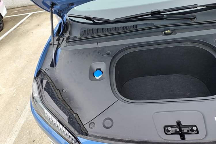 Used Hongqi Tiangong 05 2025 750 Smart Selection Engine Bay Right