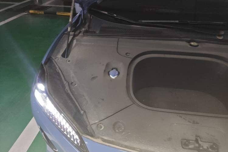 Used Hongqi Tiangong 05 2025 750 Smart Selection Engine Bay Right