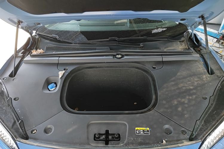Used Hongqi Tiangong 05 2025 750 Smart Selection Engine Bay