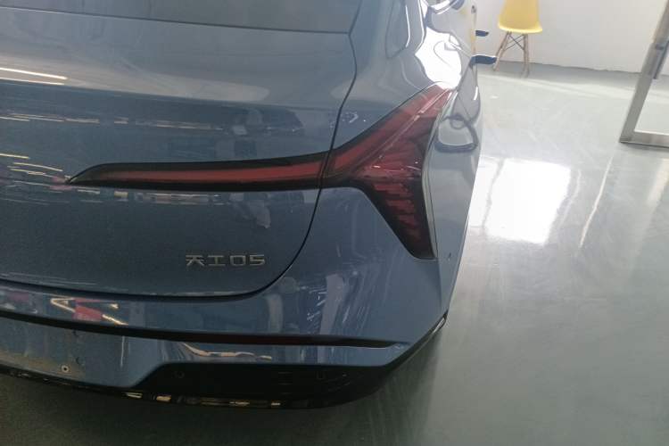 Used Hongqi Tiangong 05 2025 750 Smart Selection Exterior 6