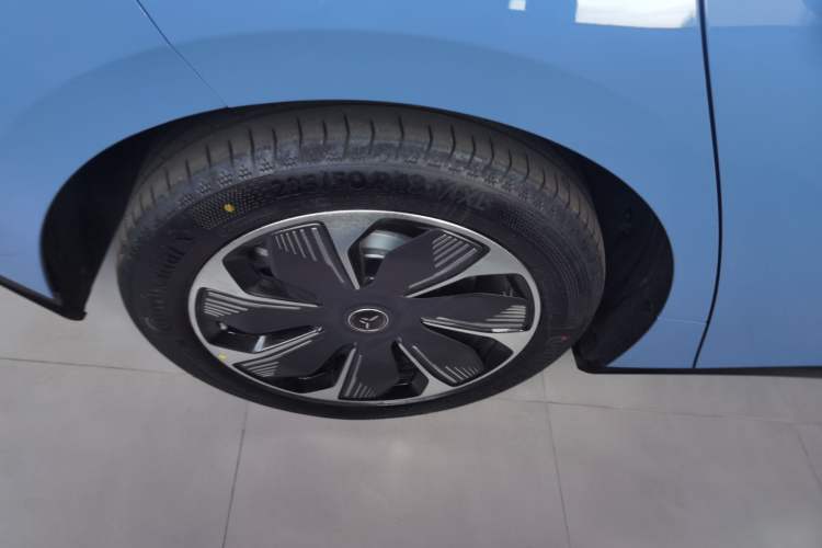 Used Hongqi Tiangong 05 2025 750 Smart Selection Exterior 8