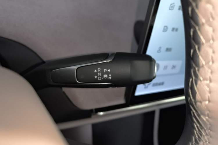 Used Hongqi Tiangong 05 2025 750 Smart Selection Gear Lever
