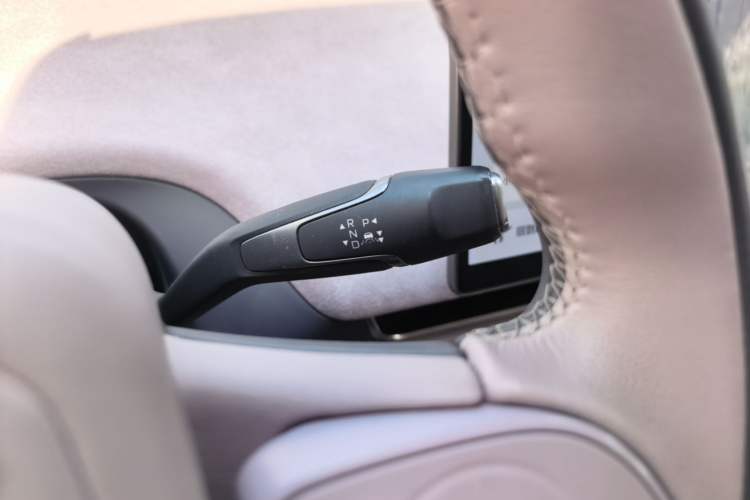 Used Hongqi Tiangong 05 2025 750 Smart Selection Gear Lever