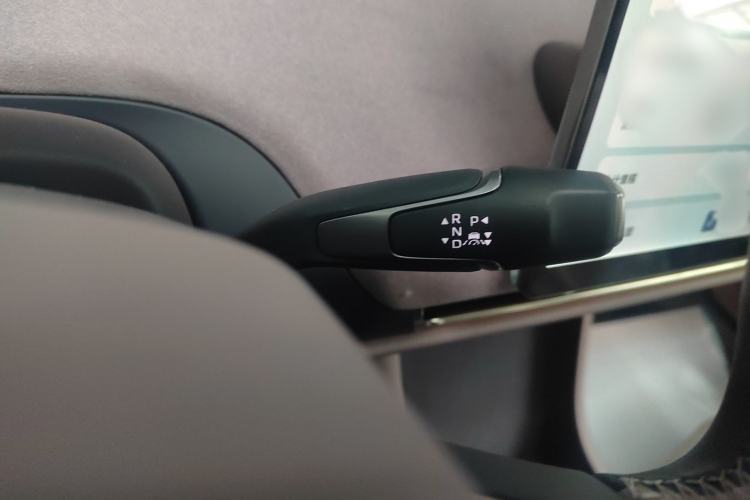 Used Hongqi Tiangong 05 2025 550 Smart Selection Gear Lever