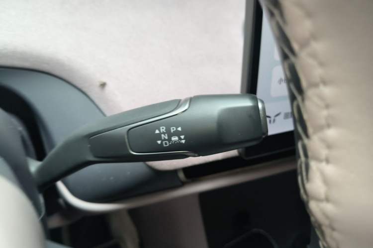 Used Hongqi Tiangong 05 2025 750 Smart Selection Gear Lever