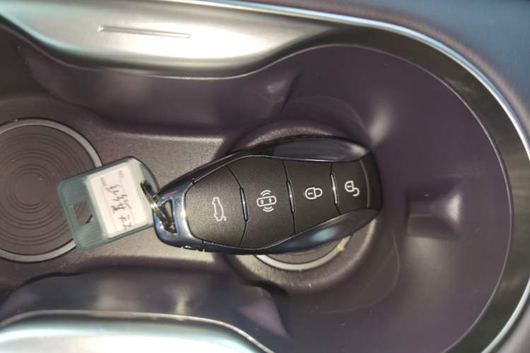 Used Hongqi Tiangong 05 2025 750 Smart Selection Interior 1
