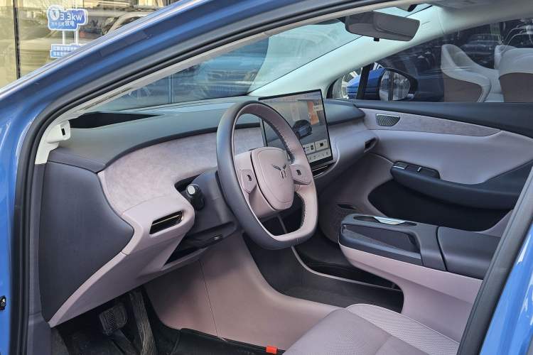 Used Hongqi Tiangong 05 2025 750 Smart Selection Interior 5