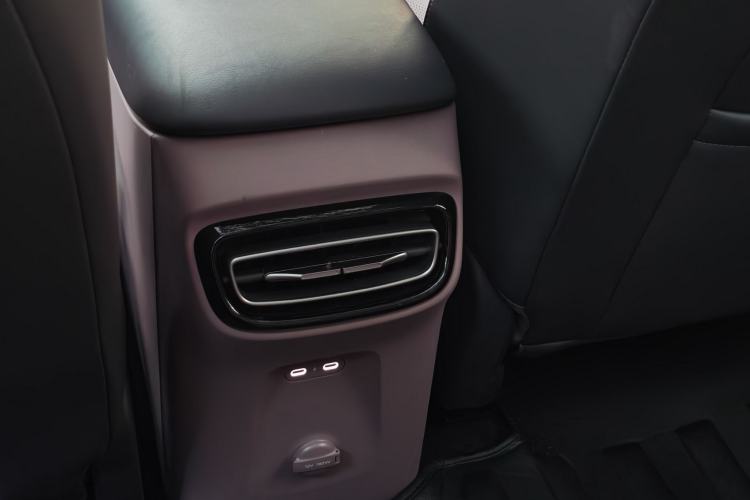 Used Hongqi Tiangong 05 2025 750 Smart Selection Interior 8