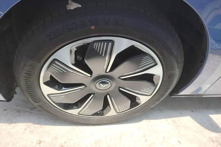 Used Hongqi Tiangong 05 2025 750 Smart Selection Left Front Wheel Hub