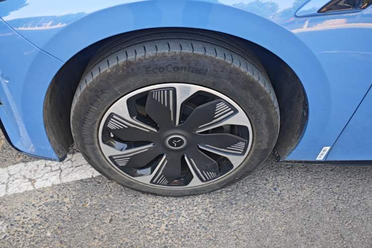 Used Hongqi Tiangong 05 2025 750 Smart Selection Left Front Wheel Hub