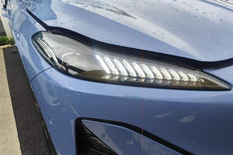 Used Hongqi Tiangong 05 2025 750 Smart Selection Right Front Headlight