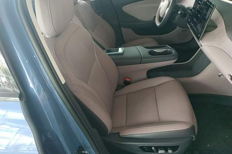Used Hongqi Tiangong 05 2025 750 Smart Selection Right Front Seat