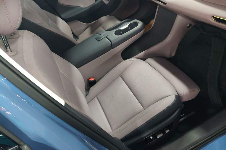 Used Hongqi Tiangong 05 2025 750 Smart Selection Right Front Seat
