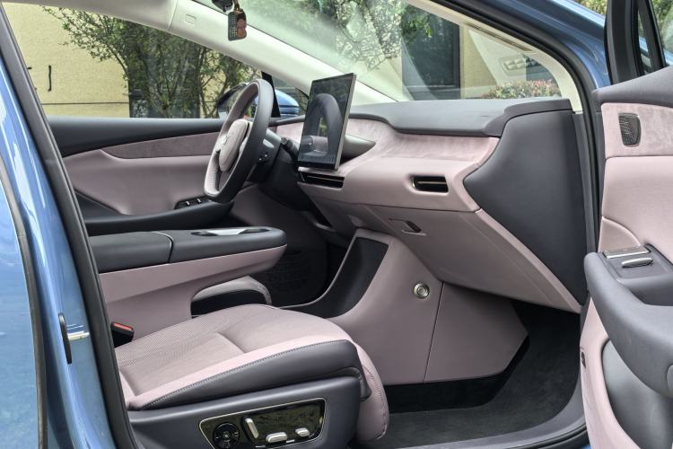 Used Hongqi Tiangong 05 2025 750 Smart Selection Right Front Seat