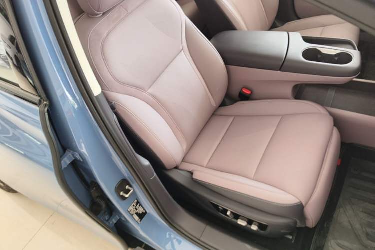 Used Hongqi Tiangong 05 2025 750 Smart Selection Right Front Seat