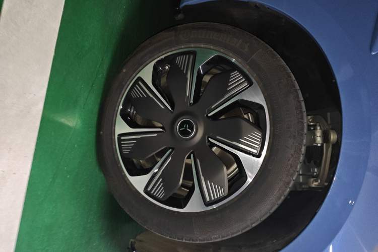Used Hongqi Tiangong 05 2025 750 Smart Selection Right Front Wheel Hub