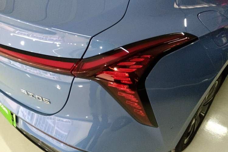 Used Hongqi Tiangong 05 2025 750 Smart Selection Right Rear Taillight