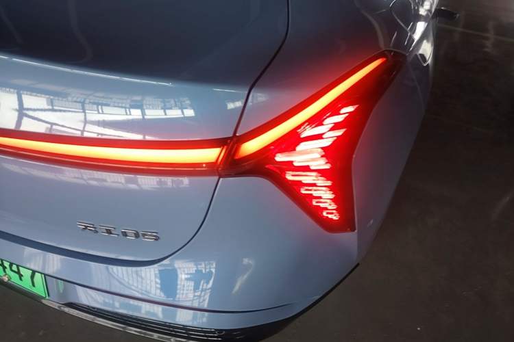 Used Hongqi Tiangong 05 2025 750 Smart Selection Right Rear Taillight