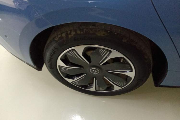Used Hongqi Tiangong 05 2025 750 Smart Selection Right Rear Wheel Hub