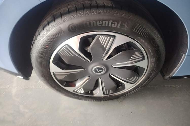 Used Hongqi Tiangong 05 2025 750 Smart Selection Right Rear Wheel Hub
