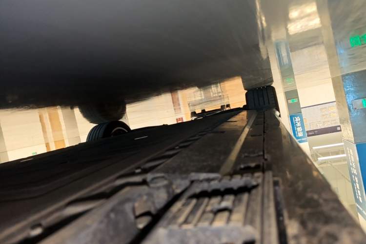 Used Hongqi Tiangong 05 2025 750 Smart Selection Right Side Sill