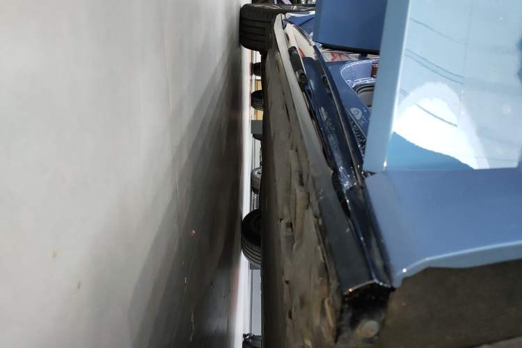 Used Hongqi Tiangong 05 2025 750 Smart Selection Right Side Sill