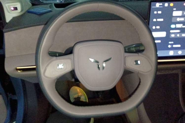 Used Hongqi Tiangong 05 2025 750 Smart Selection Steering Wheel