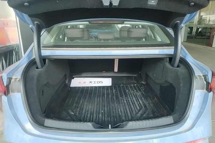 Used Hongqi Tiangong 05 2025 750 Smart Selection Trunk