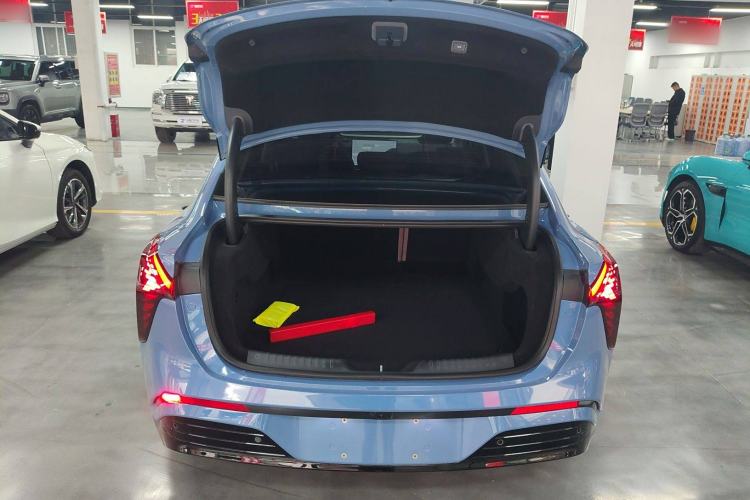 Used Hongqi Tiangong 05 2025 750 Smart Selection Trunk